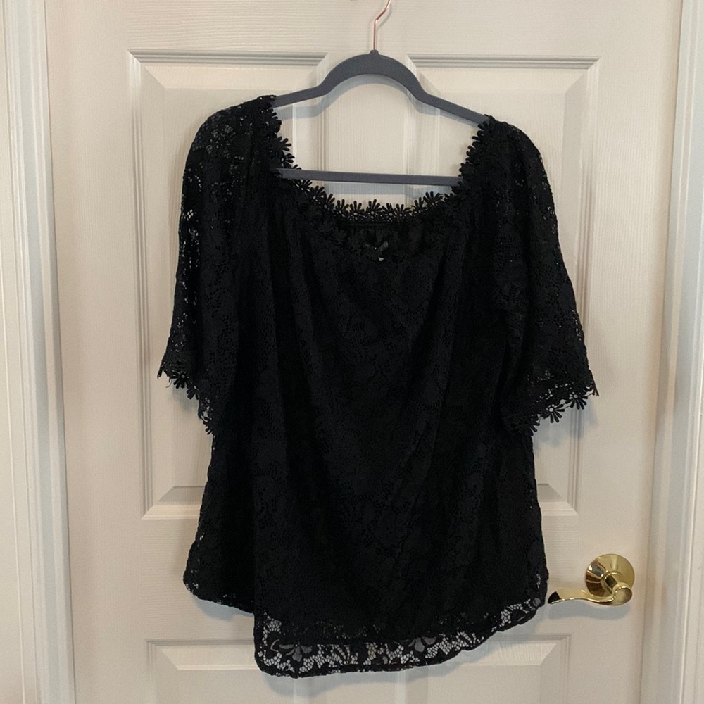 NWT Miholl Black Lacy top with lining and sheer sleeves size XXl